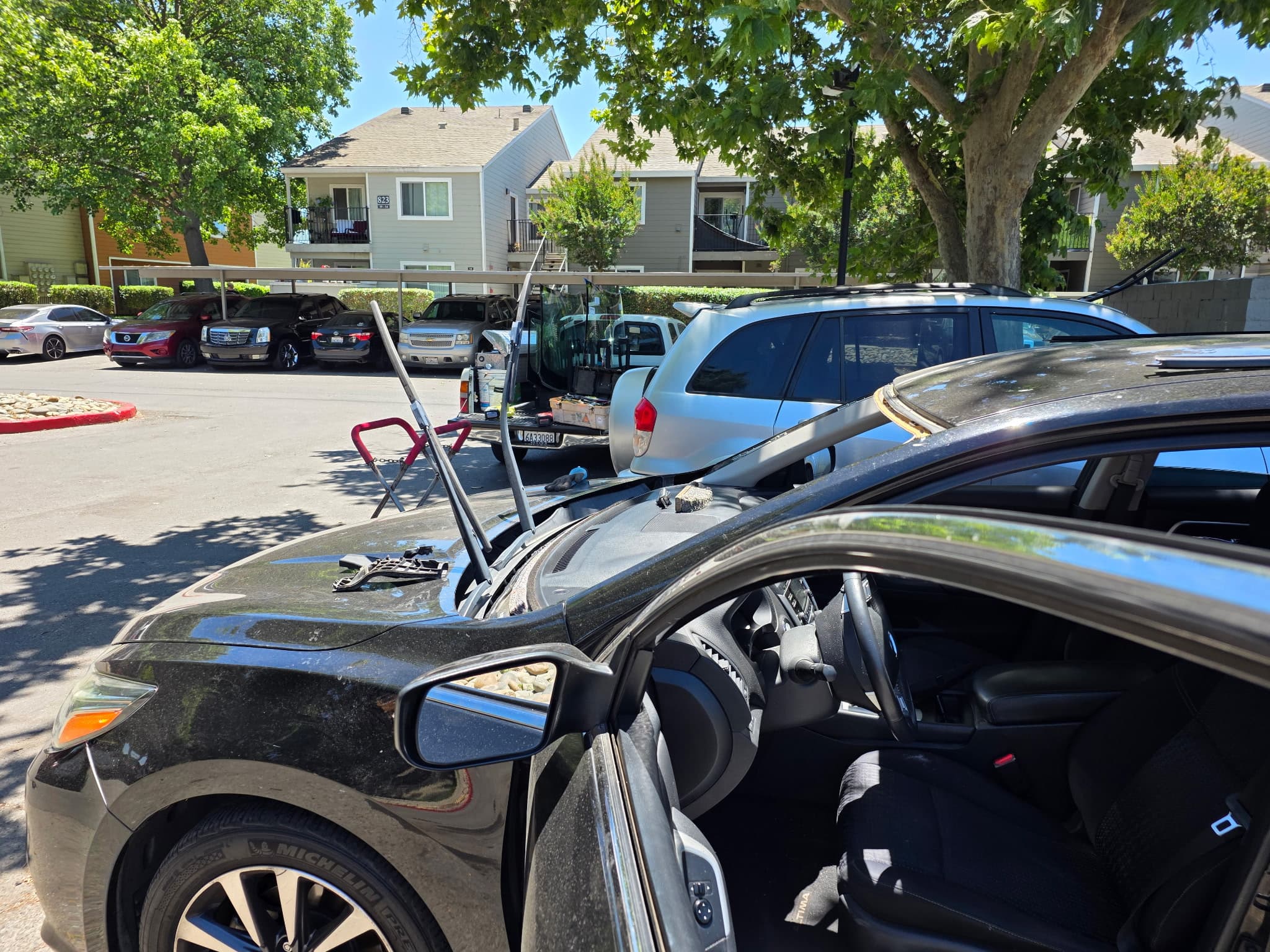 Wide shot of an SUV windshield install